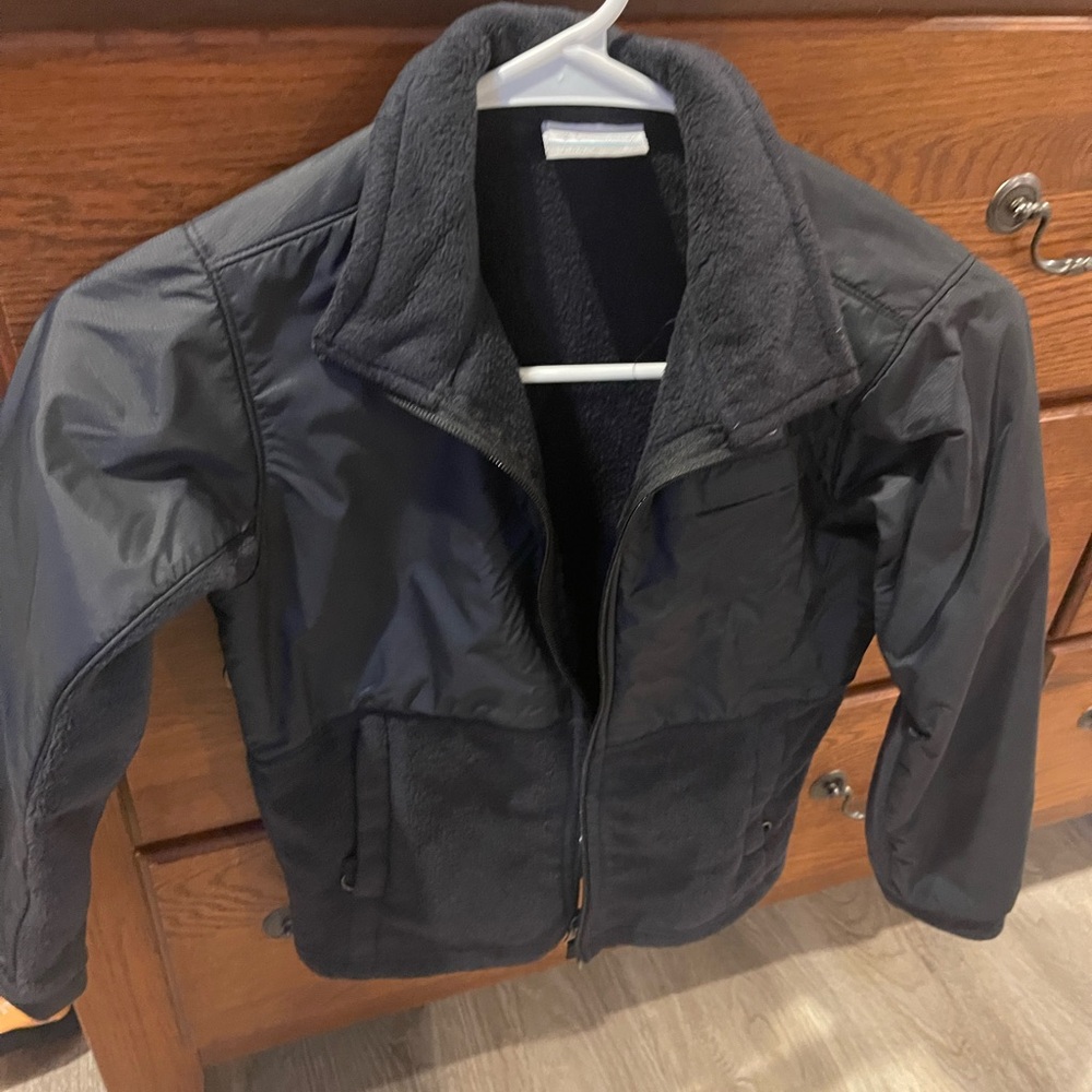 Columbia Black Lightweight Fleece-Blend Jacket